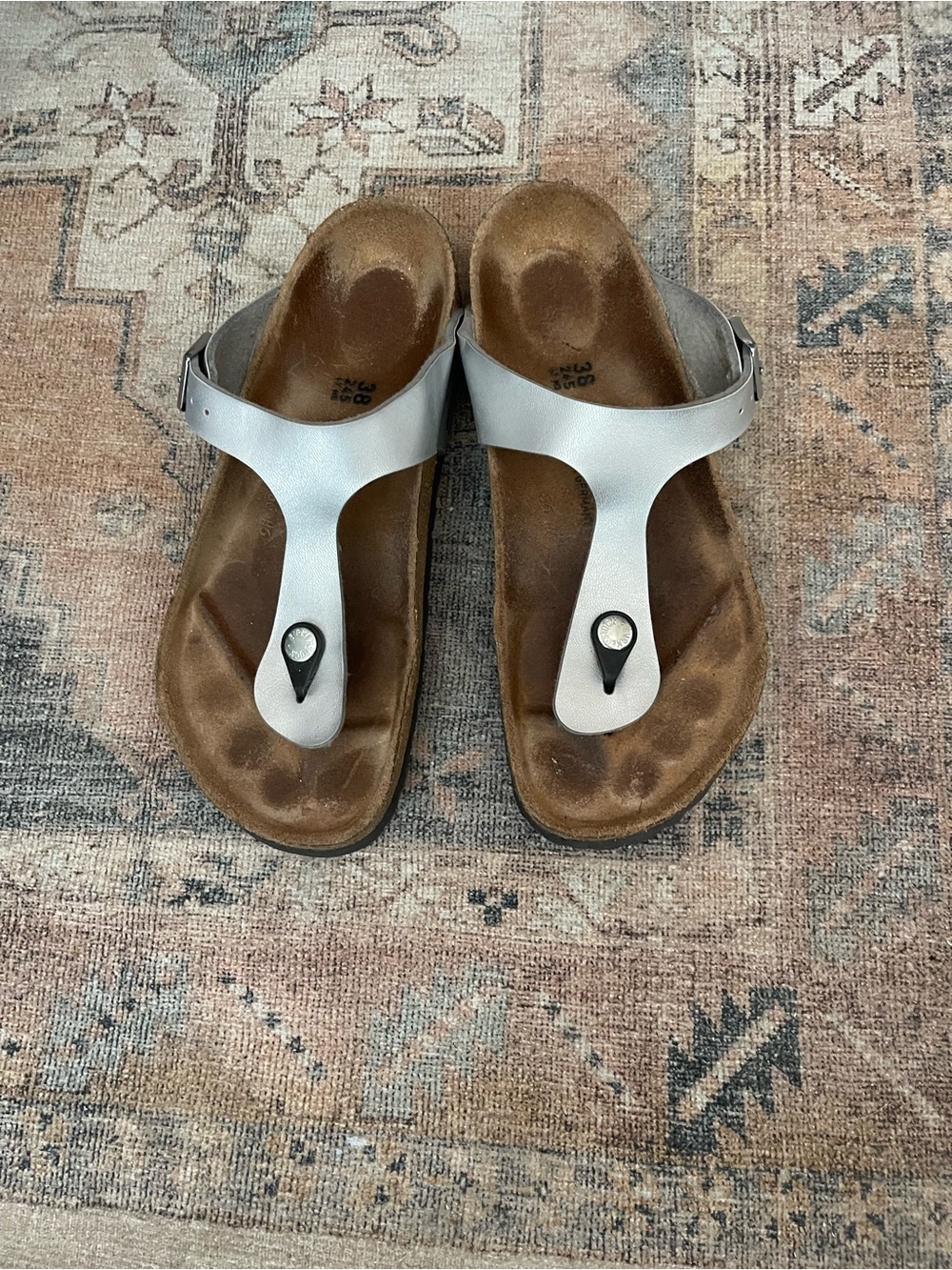 Birkenstock Silver Gizeh Birko-Flor Metallic Toe-Post Sandals